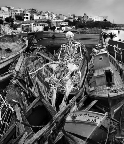 Beate Passow, <i>Lampedusa (Schiffsfriedhof)</i>, 2017, Tapisserie